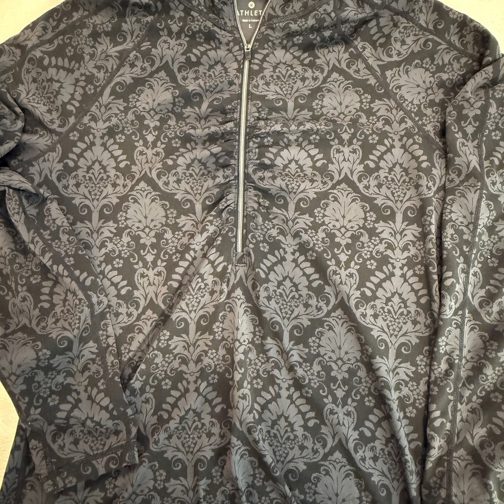 Athleta Gray Black Patterned Long Sleeve Top - Picture 5 of 6